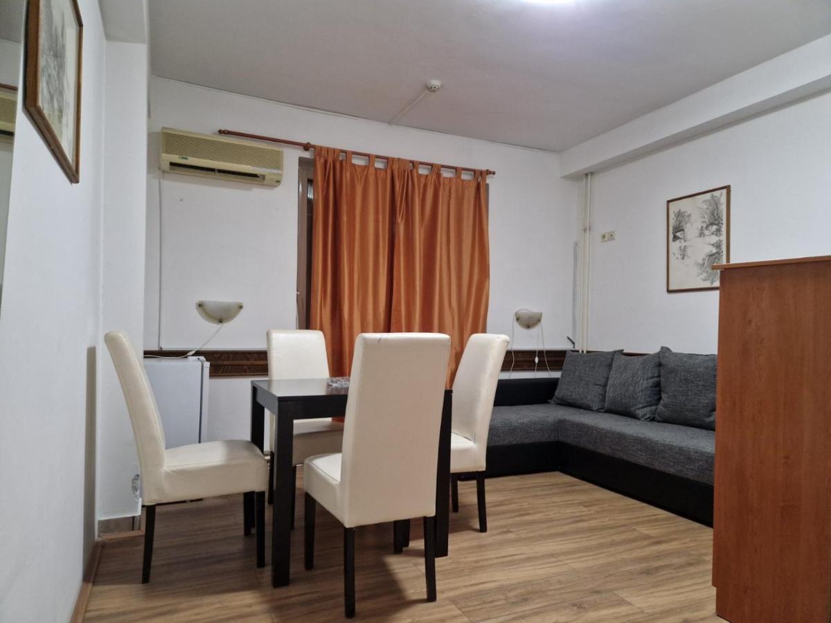 Hotel Duga نوفي ساد المظهر الخارجي الصورة