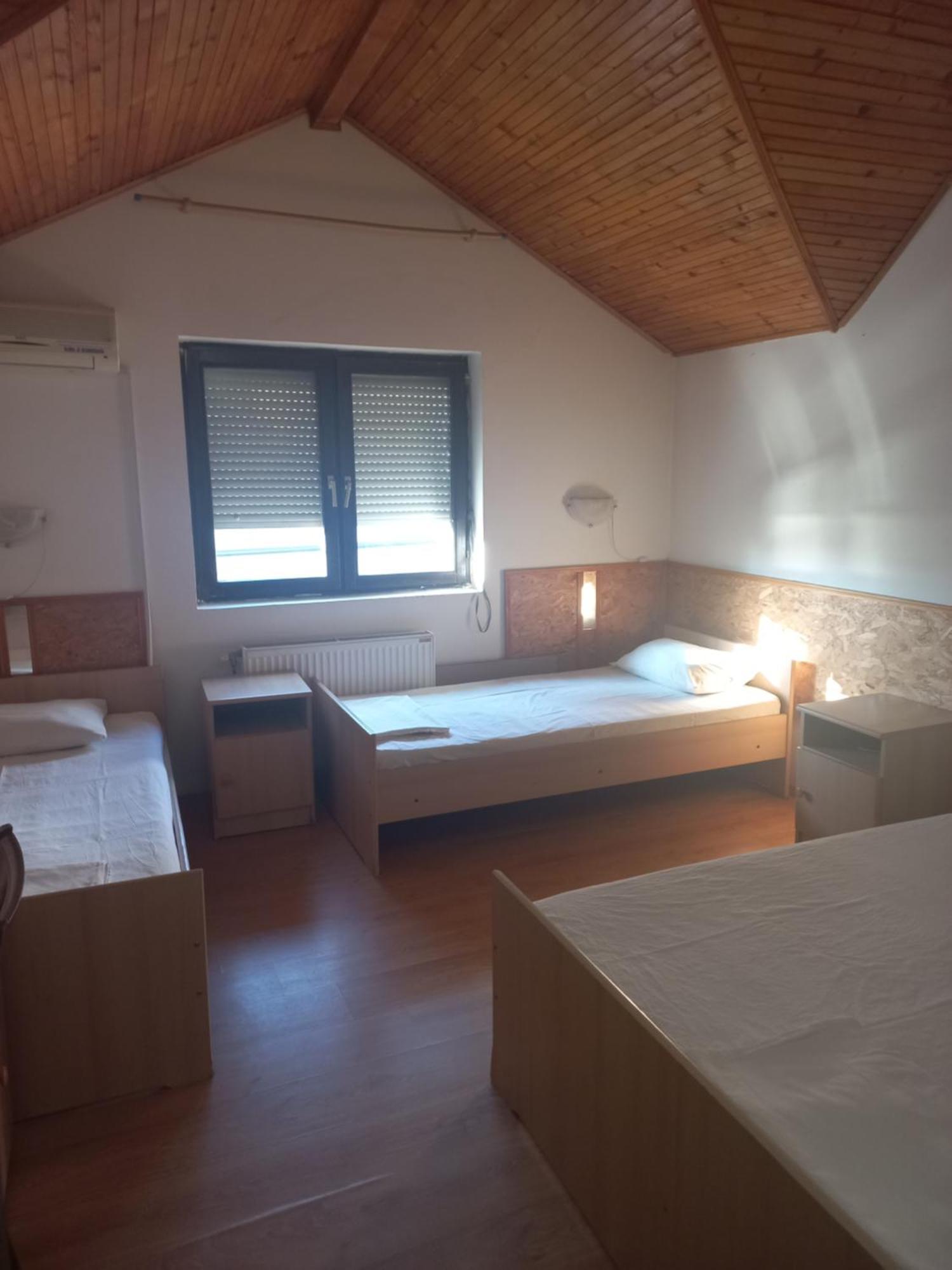 Hotel Duga نوفي ساد المظهر الخارجي الصورة