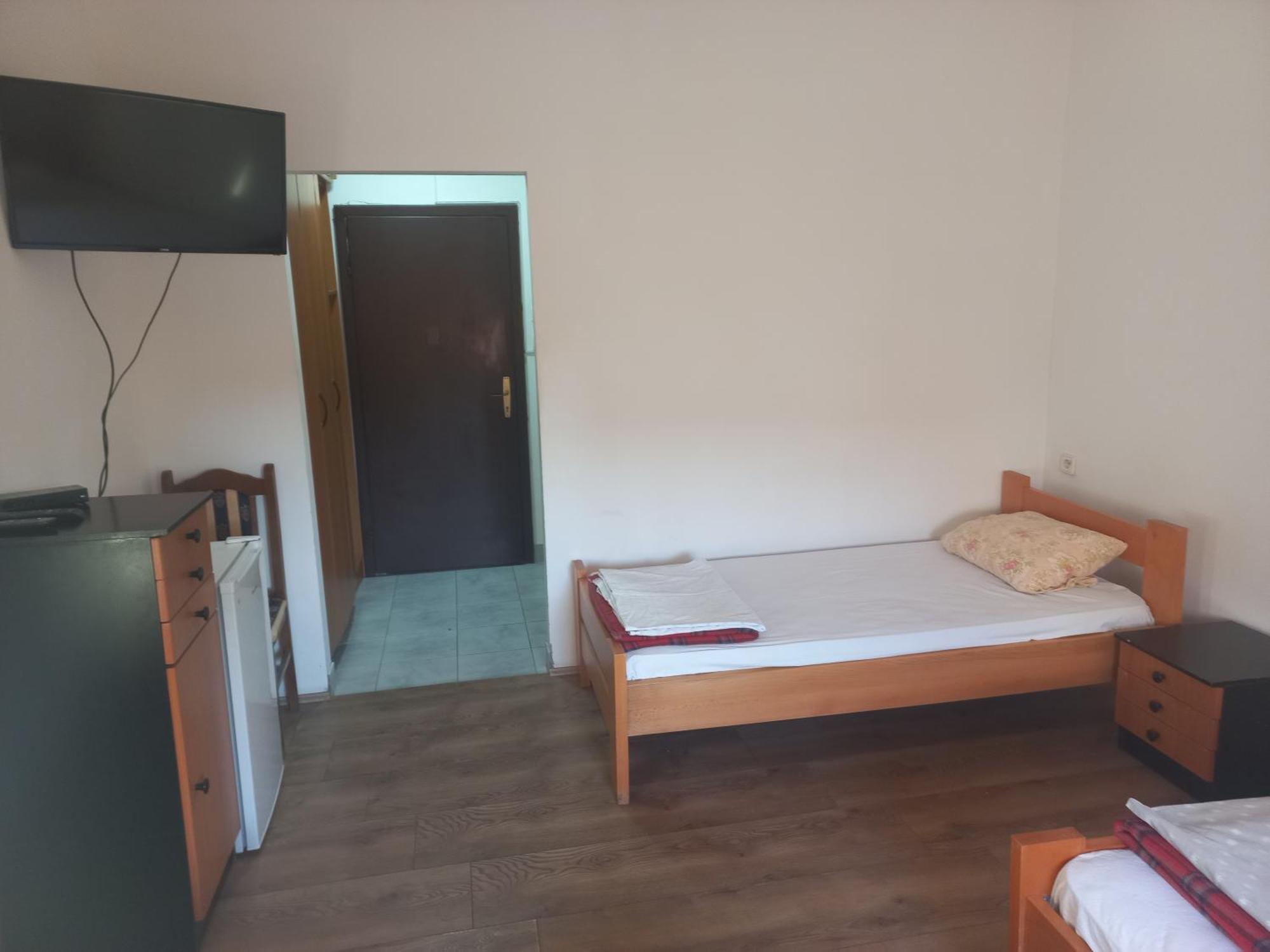 Hotel Duga نوفي ساد المظهر الخارجي الصورة