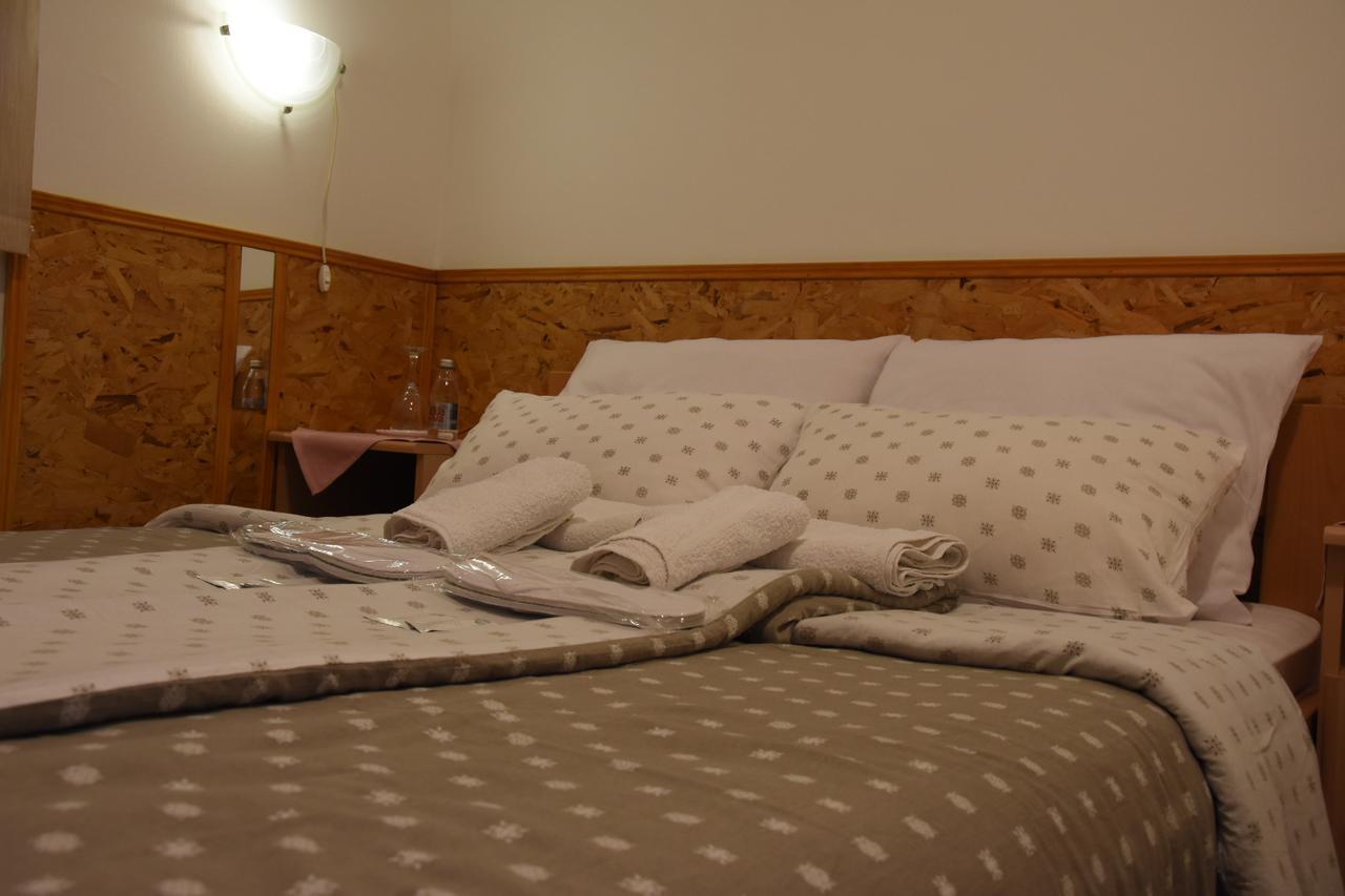 Hotel Duga نوفي ساد المظهر الخارجي الصورة